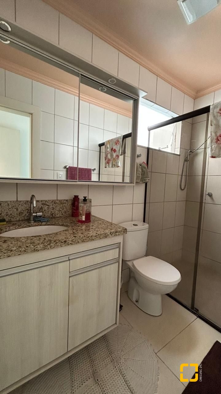 Cobertura com 146m², 4 quartos (sendo 1 suíte), 1 garagem, no bairro Ingleses em Florianópolis