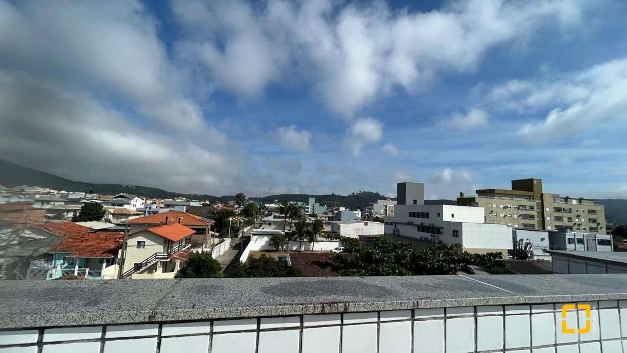 Cobertura com 146m², 4 quartos (sendo 1 suíte), 1 garagem, no bairro Ingleses em Florianópolis