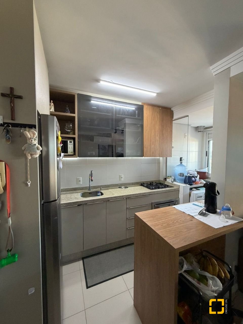 Apartamento com 66m², 2 quartos (sendo 1 suíte), 1 garagem, no bairro Roçado em São José