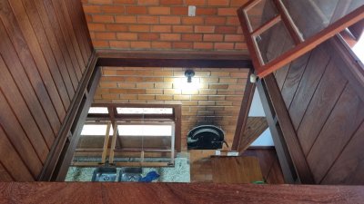 Casa com 154m², 3 quartos, 2 garagens, no bairro Rio Tavares em Florianópolis