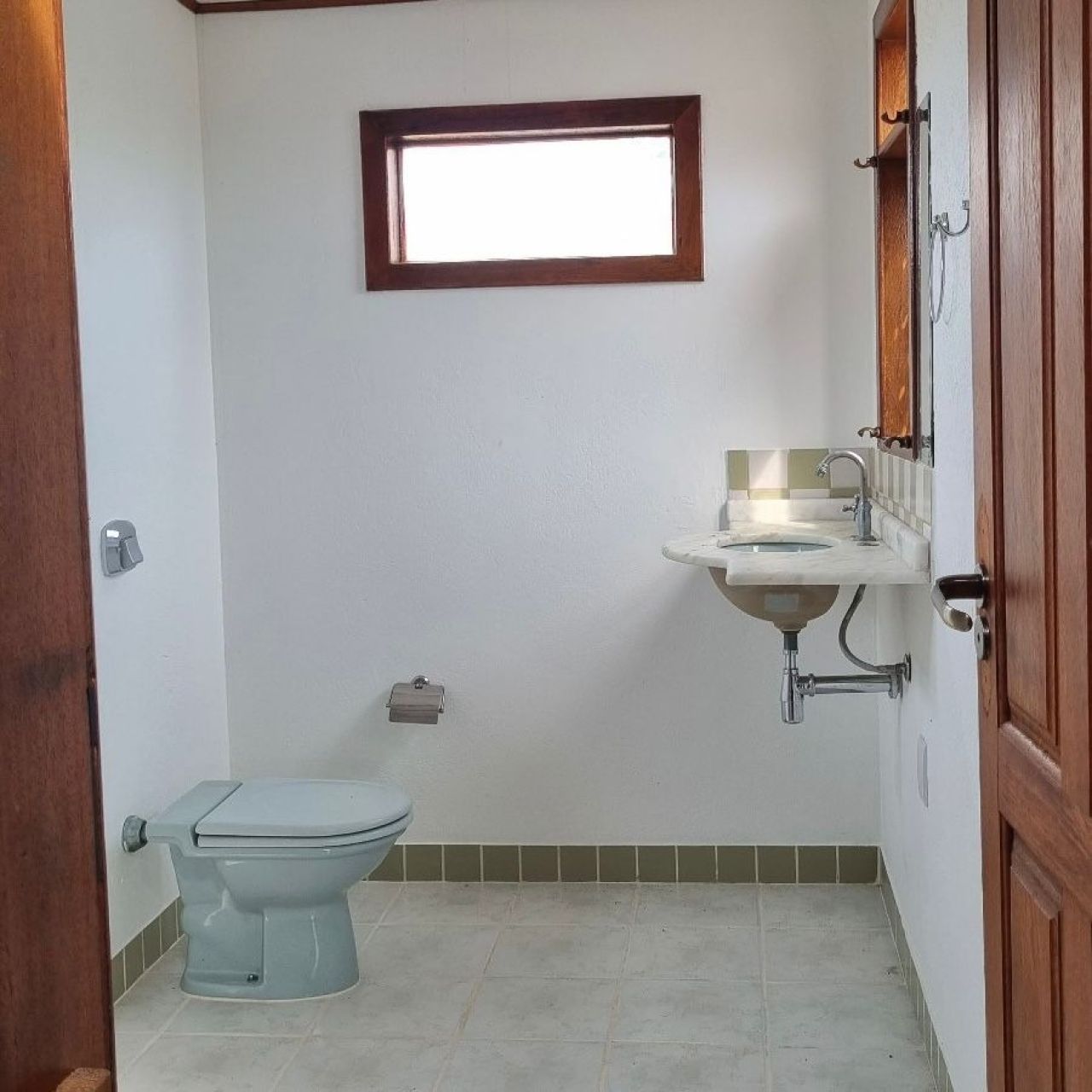 Casa com 154m², 3 quartos, 2 garagens, no bairro Rio Tavares em Florianópolis