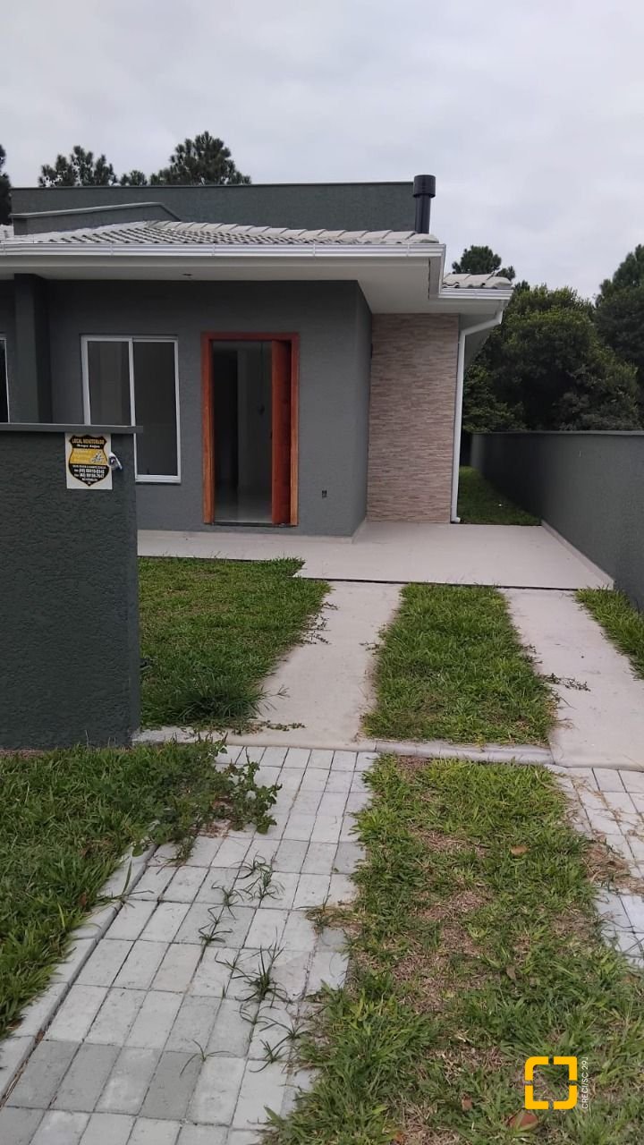 Casa com 93m², 4 quartos (sendo 1 suíte), 1 garagem, no bairro Rio Vermelho em Florianópolis