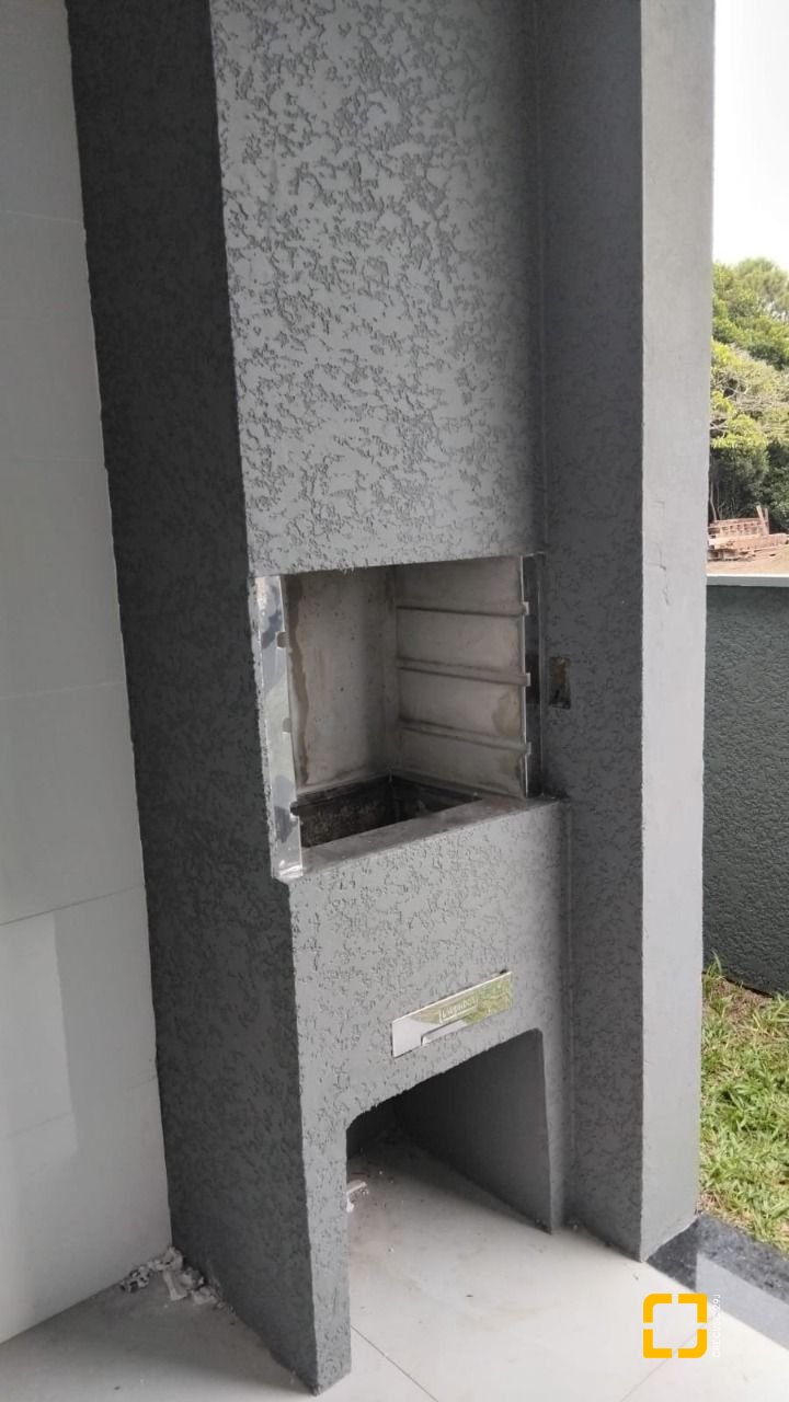 Casa com 93m², 4 quartos (sendo 1 suíte), 1 garagem, no bairro Rio Vermelho em Florianópolis