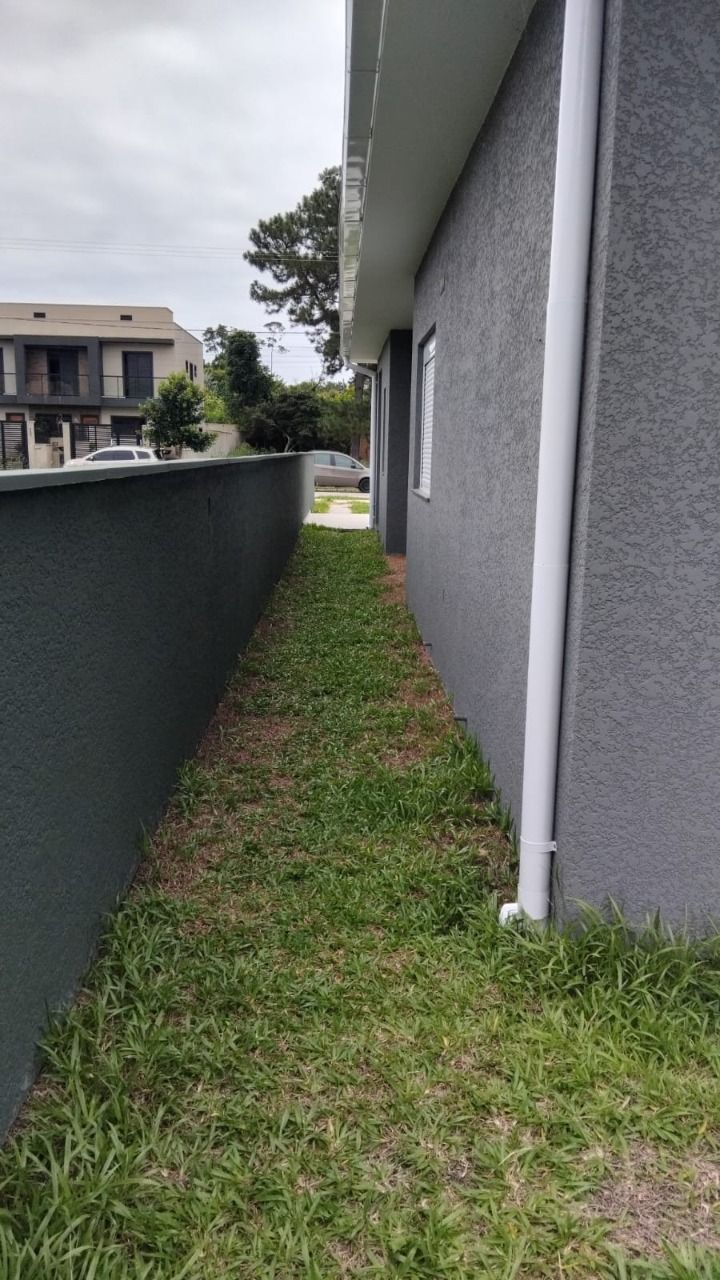 Casa com 93m², 4 quartos (sendo 1 suíte), 1 garagem, no bairro Rio Vermelho em Florianópolis