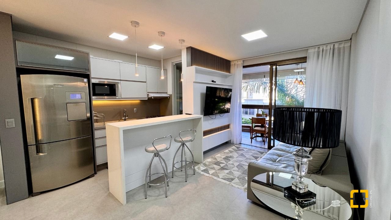Apartamento com 90m², 4 quartos (sendo 2 suítes), 2 garagens, no bairro Jurerê Internacional em Florianópolis