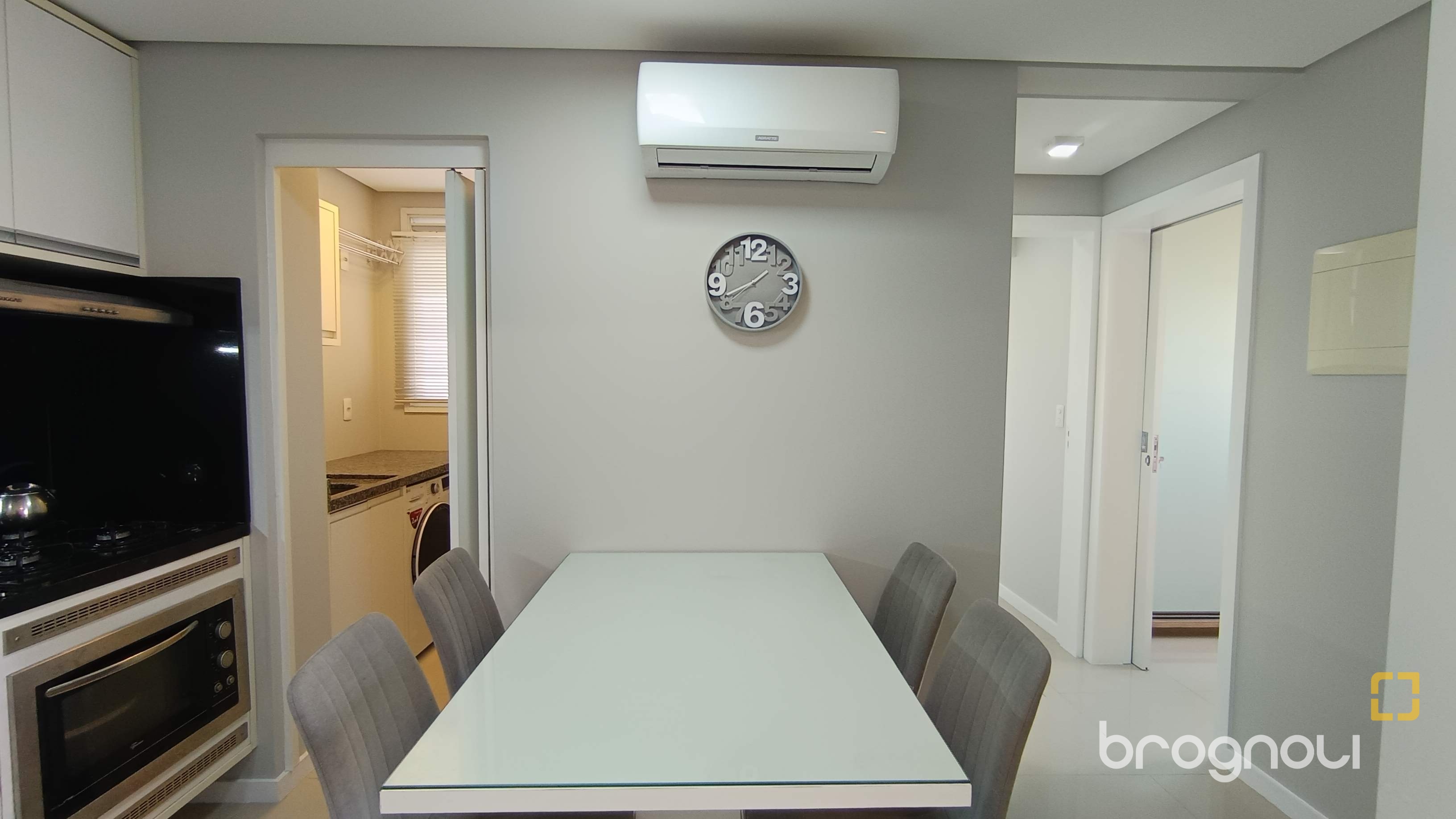 Apartamento com 71m², 2 quartos (sendo 1 suíte), 1 garagem, no bairro Ingleses em Florianópolis