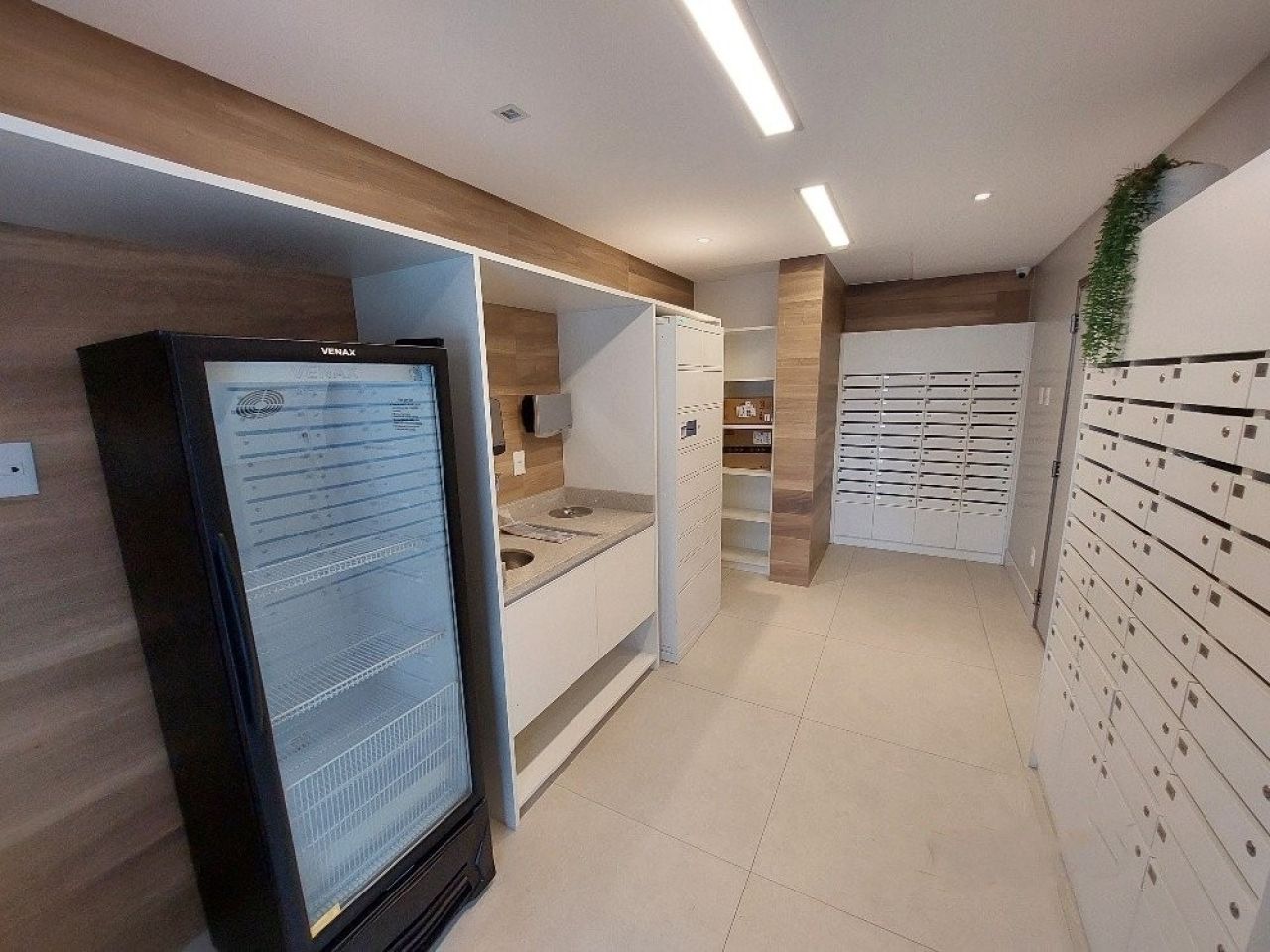 Apartamento com 94m², 4 quartos (sendo 1 suíte), 2 garagens, no bairro Estreito em Florianópolis