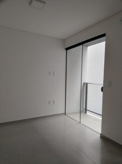 Casa com 360m², 1 quarto, 1 garagem, no bairro Campeche em Florianópolis