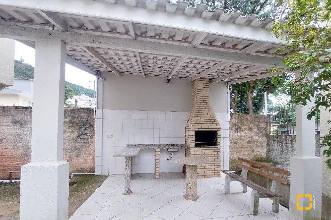 Apartamento com 80m², 3 quartos, 1 garagem, no bairro Trindade em Florianópolis