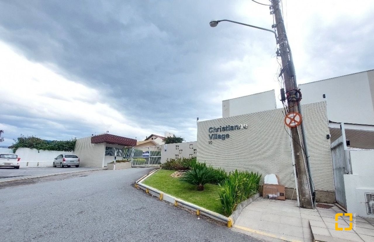 Apartamento com 80m², 3 quartos, 1 garagem, no bairro Trindade em Florianópolis