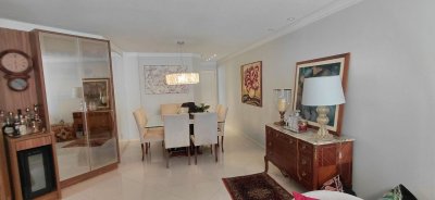 Apartamento com 115m², 4 quartos (sendo 1 suíte), 2 garagens, no bairro Agronômica em Florianópolis