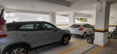 Apartamento com 115m², 4 quartos (sendo 1 suíte), 2 garagens, no bairro Agronômica em Florianópolis