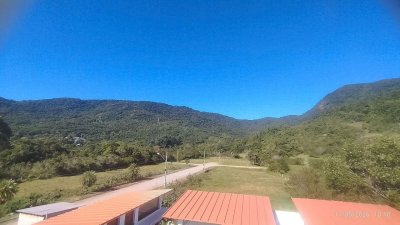 Casa com 117m², 4 quartos (sendo 1 suíte), 2 garagens, no bairro Ribeirão da Ilha em Florianópolis