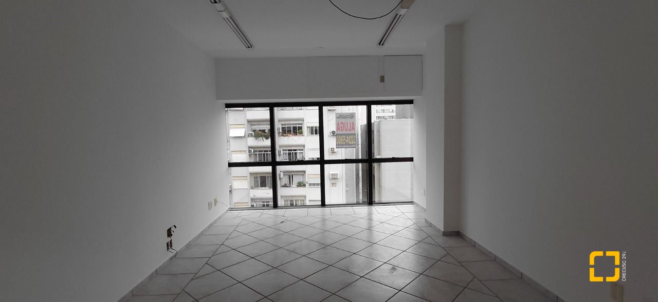 Sala com 30m², 1 garagem, no bairro Centro em Florianópolis