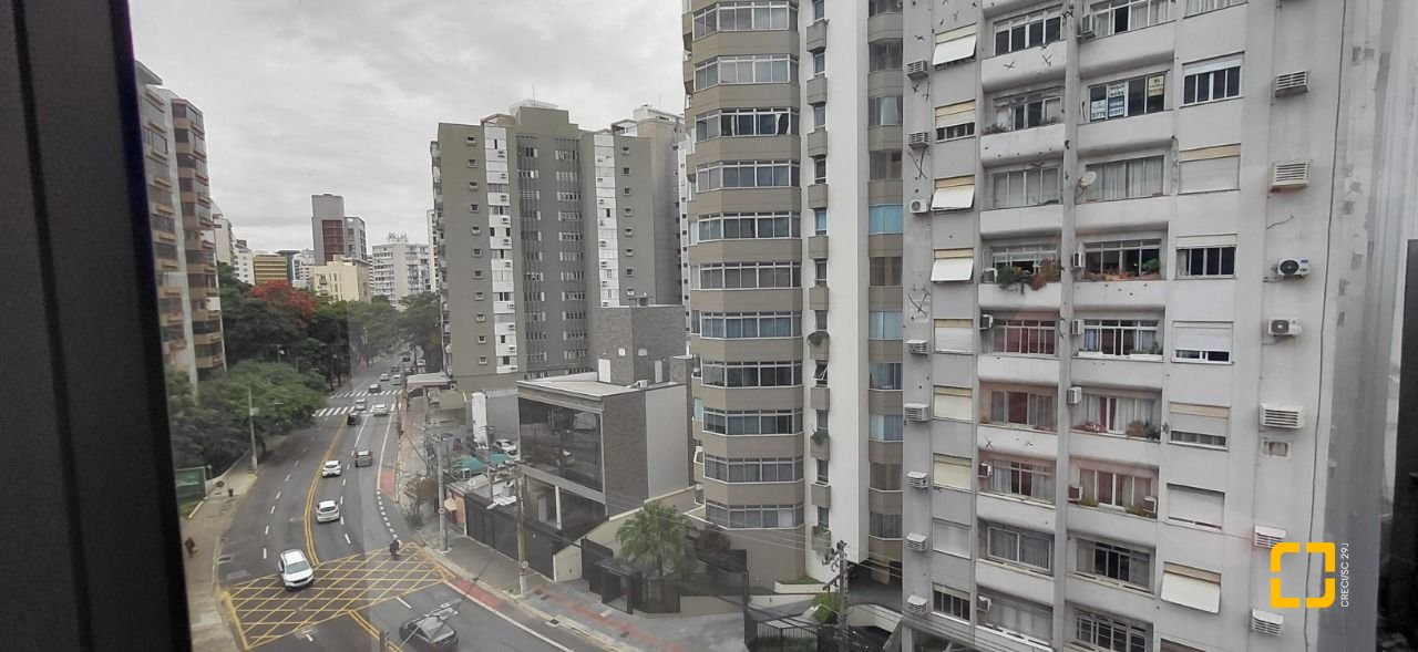 Sala com 30m², 1 garagem, no bairro Centro em Florianópolis