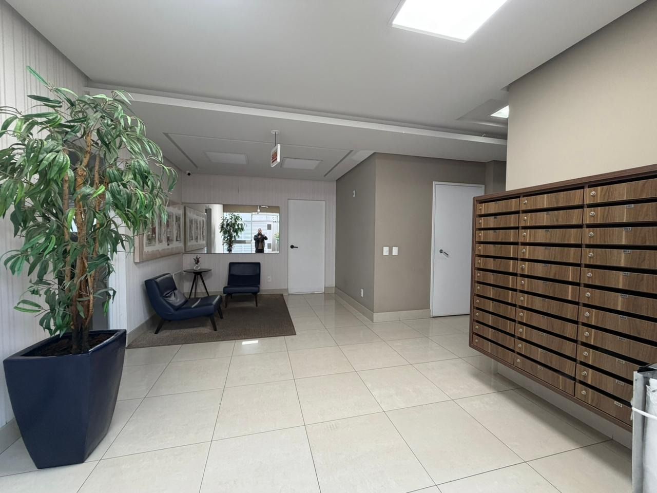Apartamento com 68m², 3 quartos (sendo 1 suíte), 2 garagens, no bairro Centro em Florianópolis