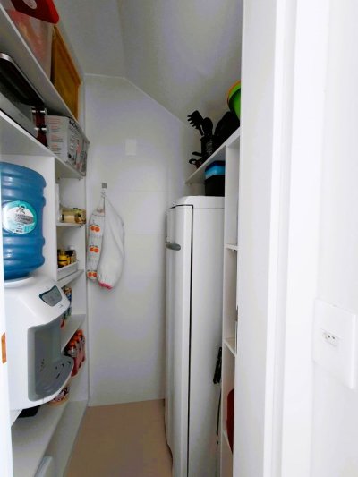 Cobertura com 180m², 3 quartos (sendo 3 suítes), 3 garagens, no bairro Balneário em Florianópolis