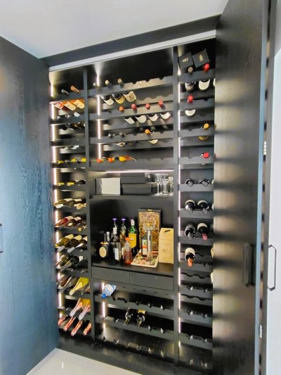 Cobertura com 180m², 3 quartos (sendo 3 suítes), 3 garagens, no bairro Balneário em Florianópolis