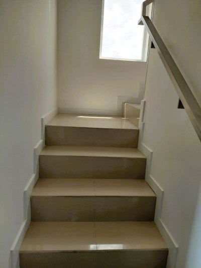 Cobertura com 180m², 3 quartos (sendo 3 suítes), 3 garagens, no bairro Balneário em Florianópolis
