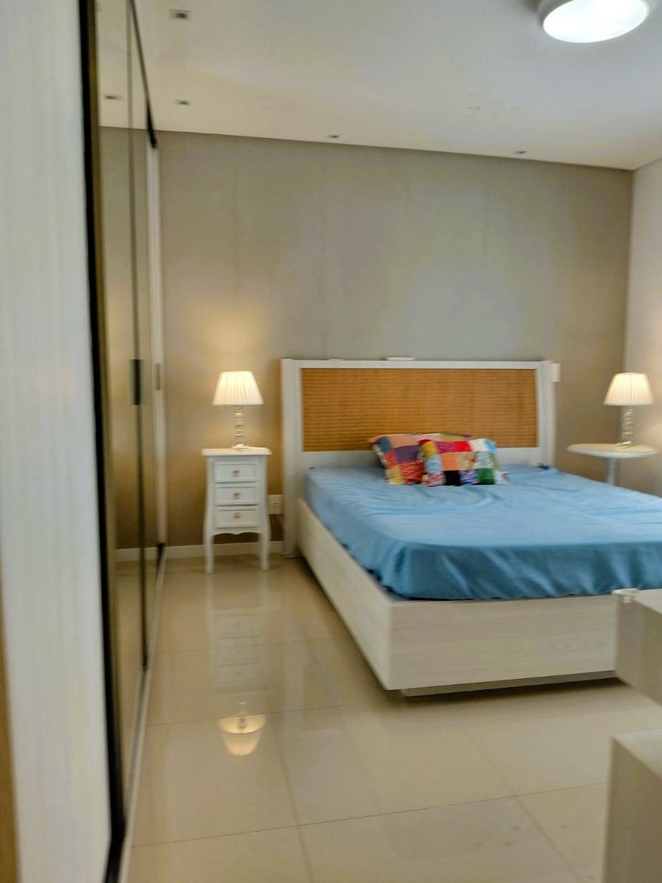 Cobertura com 180m², 3 quartos (sendo 3 suítes), 3 garagens, no bairro Balneário em Florianópolis