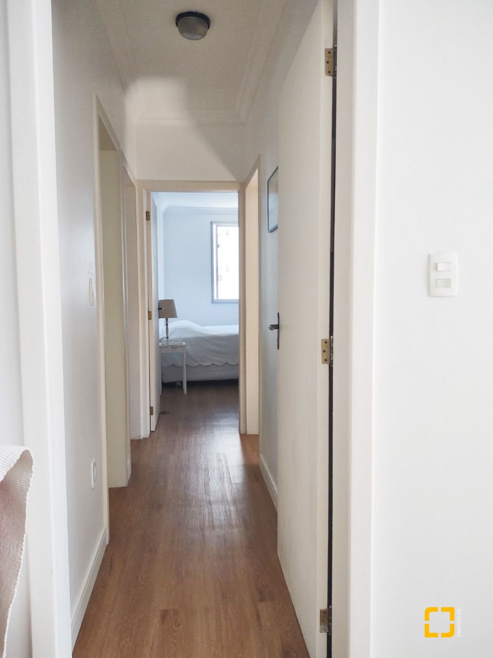 Apartamento com 102m², 4 quartos (sendo 1 suíte), 1 garagem, no bairro Centro em Florianópolis