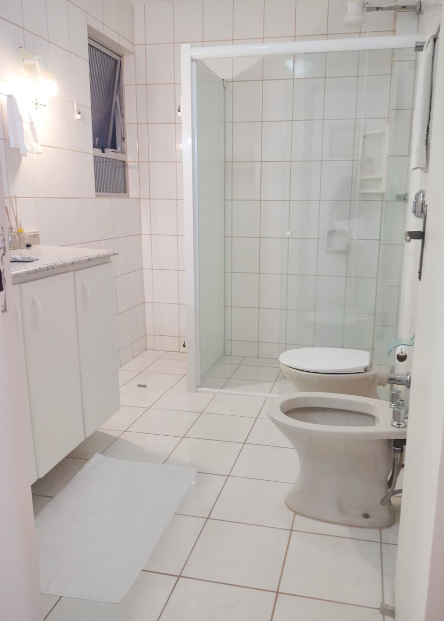 Apartamento com 102m², 4 quartos (sendo 1 suíte), 1 garagem, no bairro Centro em Florianópolis