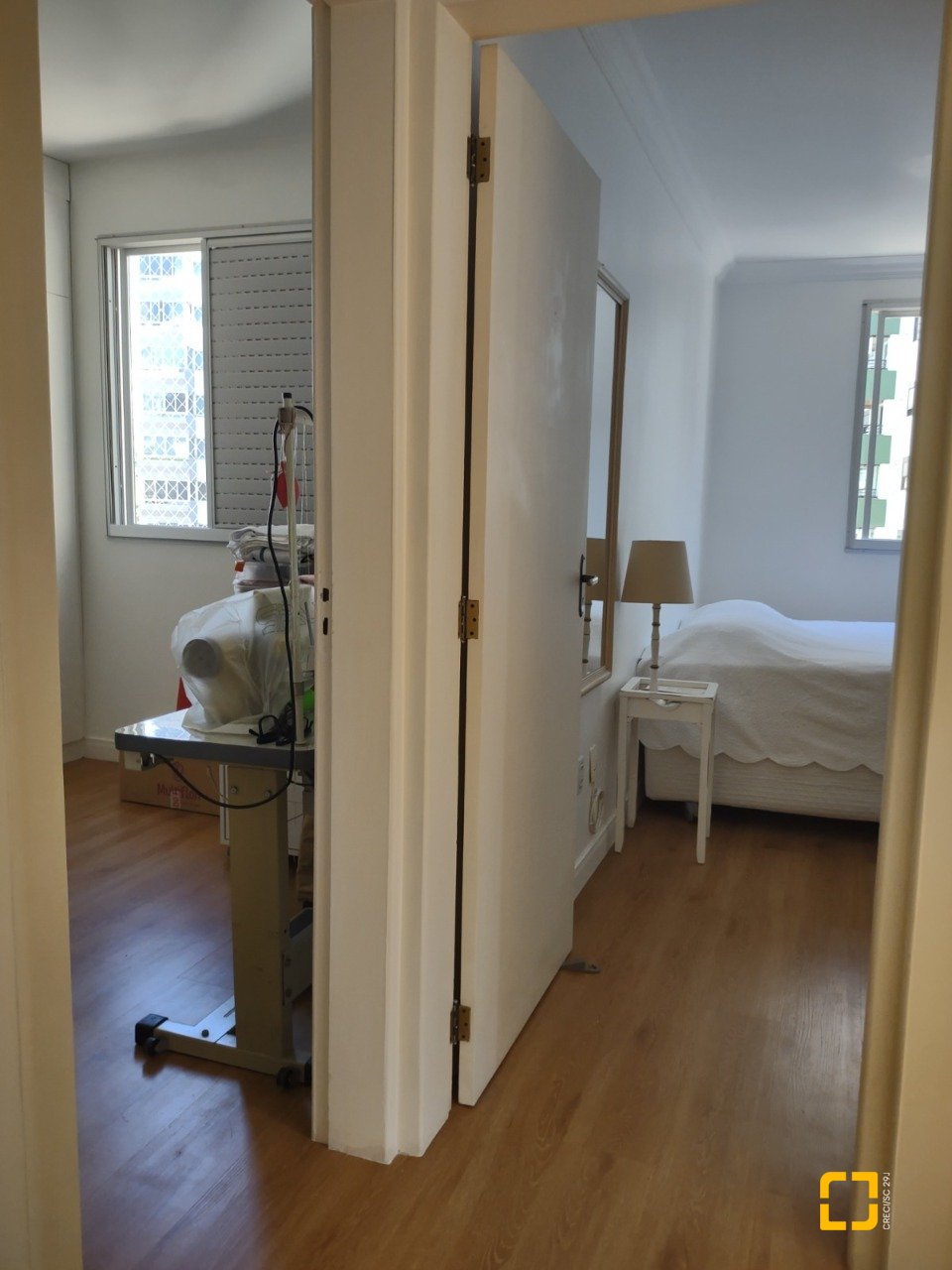 Apartamento com 102m², 4 quartos (sendo 1 suíte), 1 garagem, no bairro Centro em Florianópolis
