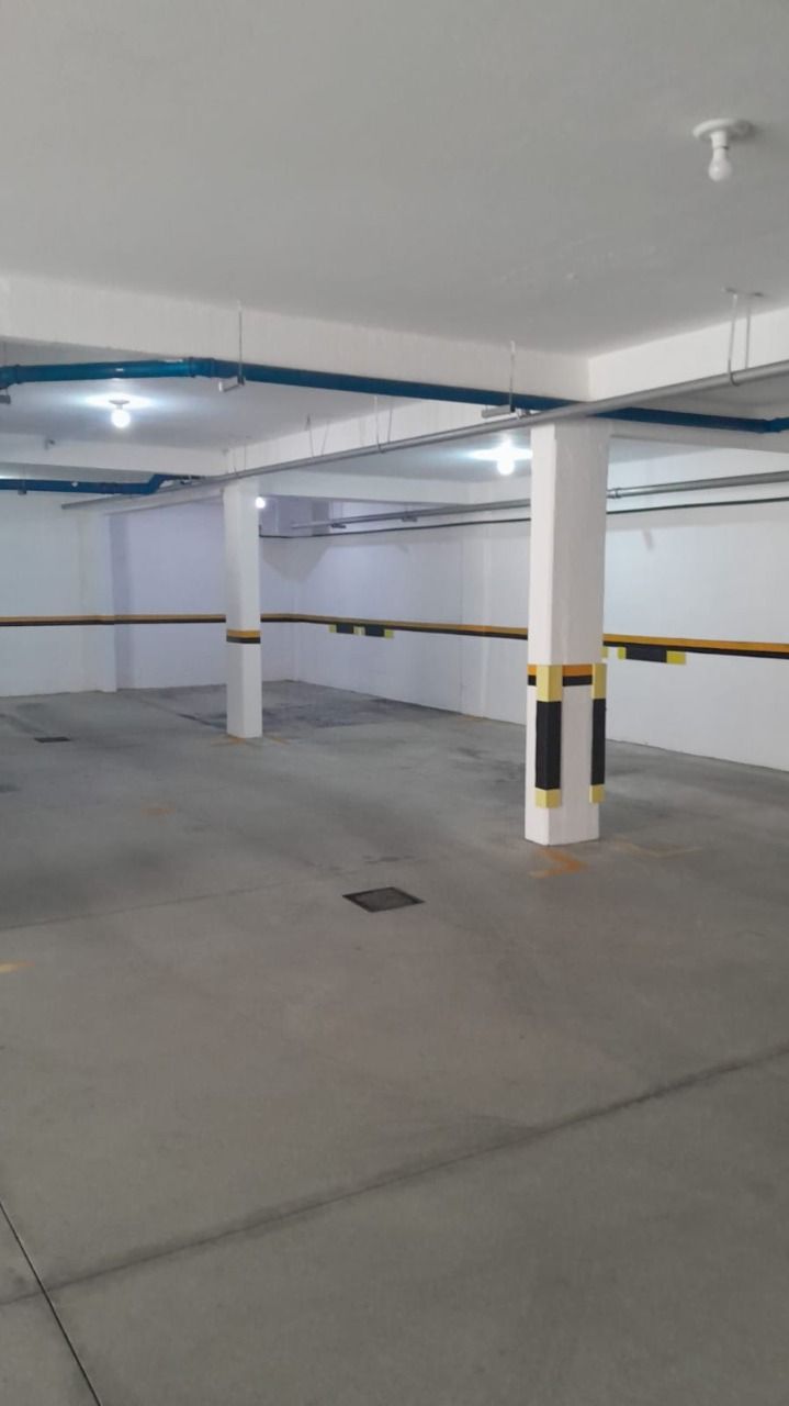 Cobertura com 176m², 3 quartos (sendo 1 suíte), 2 garagens, no bairro Itacorubi em Florianópolis
