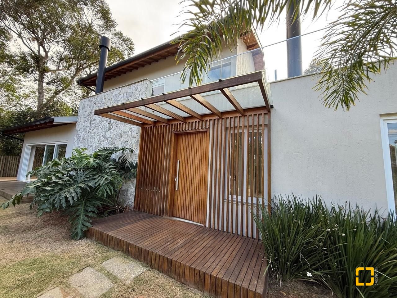 Casa de Condomínio com 197m², 4 quartos (sendo 4 suítes), 3 garagens, no bairro Limpa em Garopaba