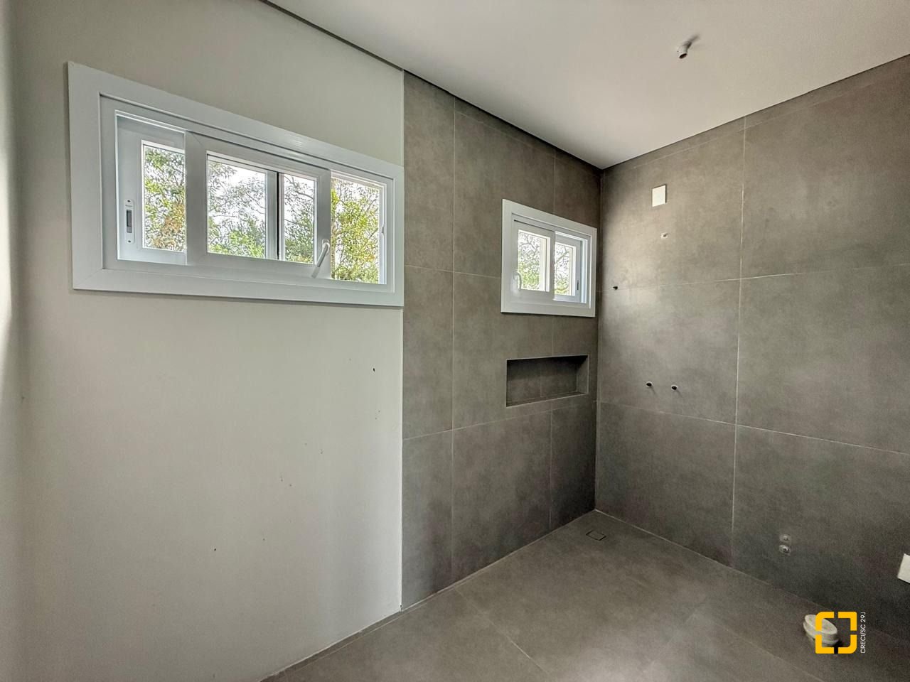 Casa de Condomínio com 197m², 4 quartos (sendo 4 suítes), 3 garagens, no bairro Limpa em Garopaba
