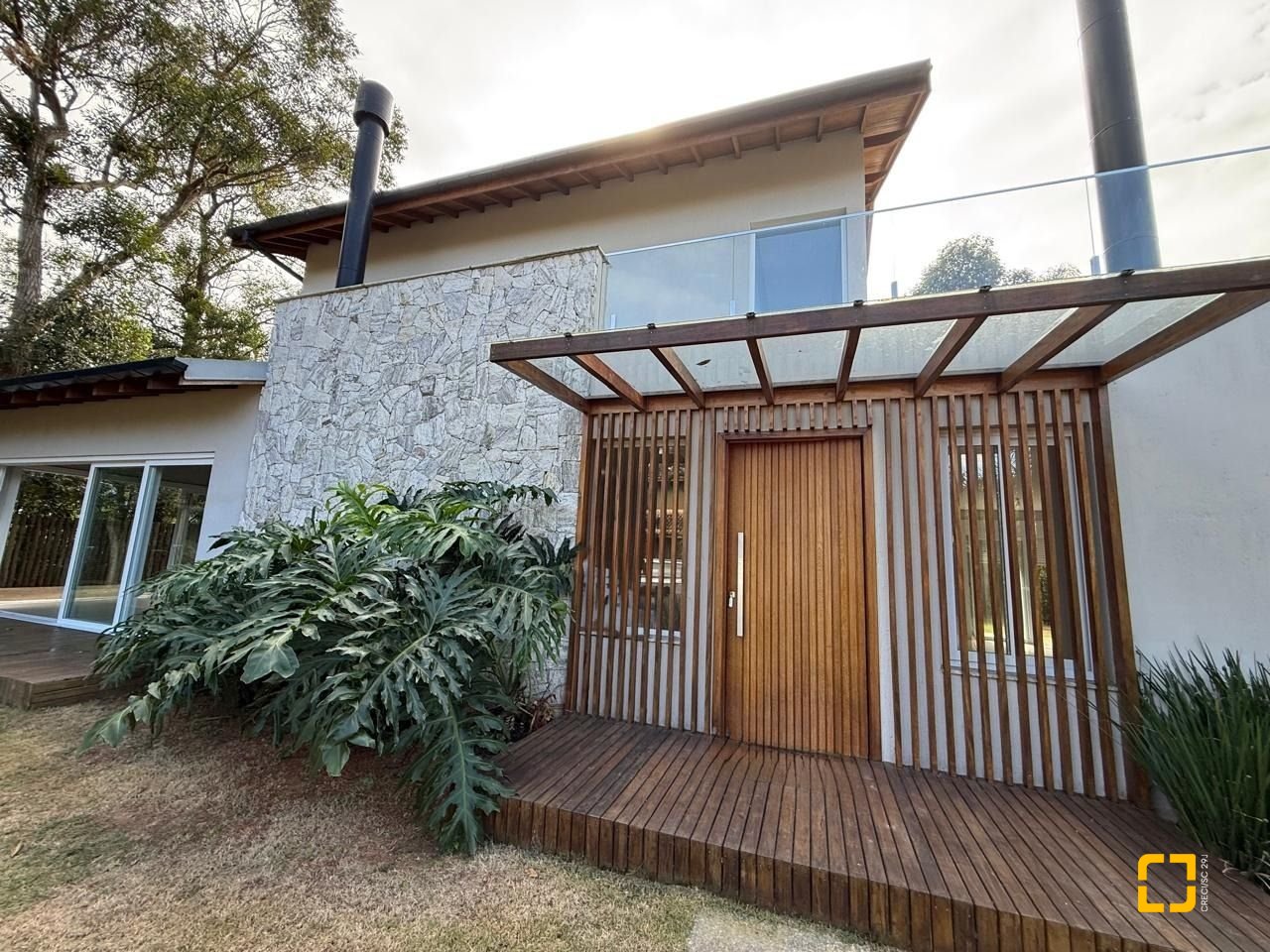 Casa de Condomínio com 197m², 4 quartos (sendo 4 suítes), 3 garagens, no bairro Limpa em Garopaba