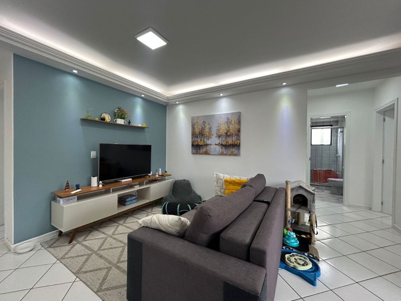 Apartamento com 75m², 3 quartos (sendo 1 suíte), 1 garagem, no bairro Estreito em Florianópolis