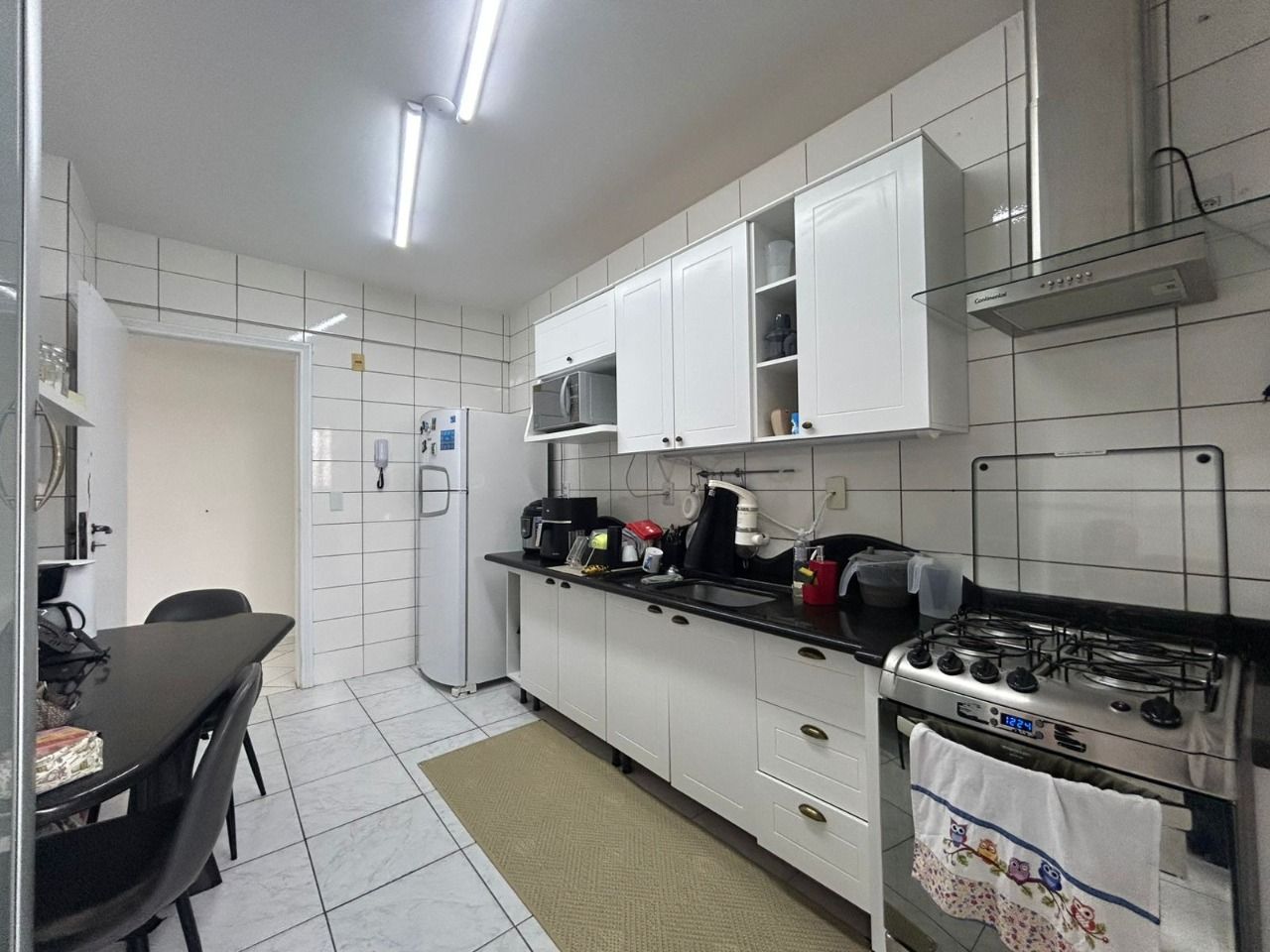 Apartamento com 75m², 3 quartos (sendo 1 suíte), 1 garagem, no bairro Estreito em Florianópolis