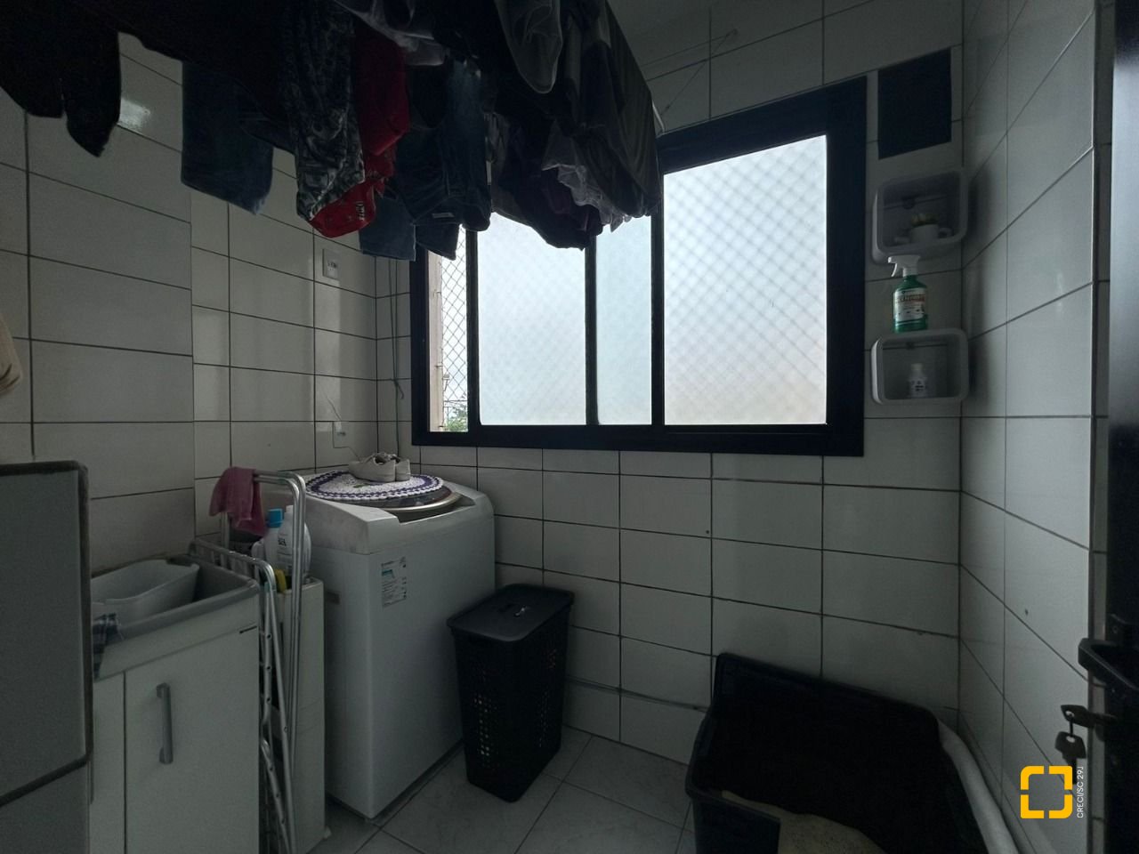 Apartamento com 75m², 3 quartos (sendo 1 suíte), 1 garagem, no bairro Estreito em Florianópolis