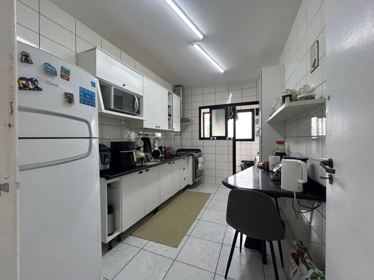 Apartamento com 75m², 3 quartos (sendo 1 suíte), 1 garagem, no bairro Estreito em Florianópolis