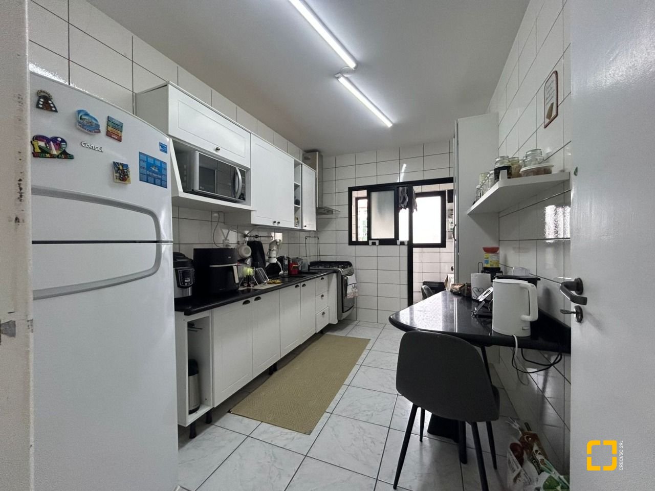 Apartamento com 75m², 3 quartos (sendo 1 suíte), 1 garagem, no bairro Estreito em Florianópolis