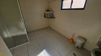 Casa com 288m², 6 quartos (sendo 2 suítes), 2 garagens, no bairro Praia Brava em Florianópolis