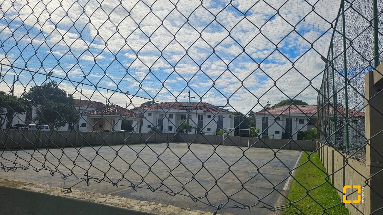 Apartamento com 49m², 2 quartos, 1 garagem, no bairro Canasvieiras em Florianópolis