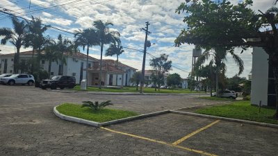 Apartamento com 49m², 2 quartos, 1 garagem, no bairro Canasvieiras em Florianópolis