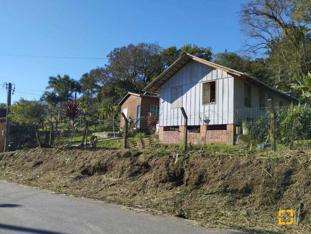 Terreno com 1061m², no bairro Ratones em Florianópolis