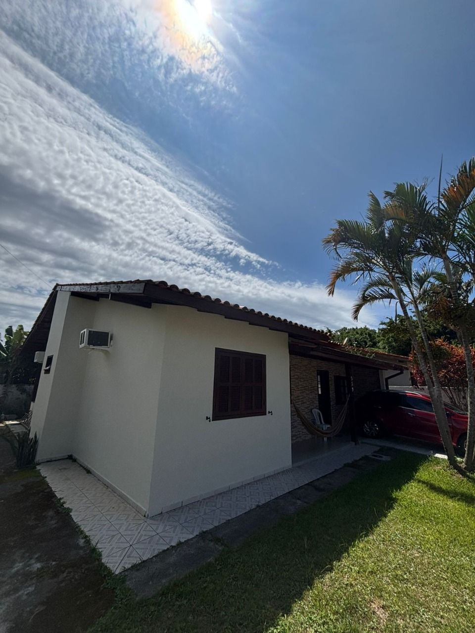 Casa com 120m², 4 quartos (sendo 2 suítes), 1 garagem, no bairro Ingleses em Florianópolis