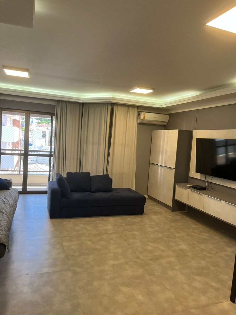 Cobertura com 327m², 5 quartos (sendo 2 suítes), 3 garagens, no bairro Trindade em Florianópolis
