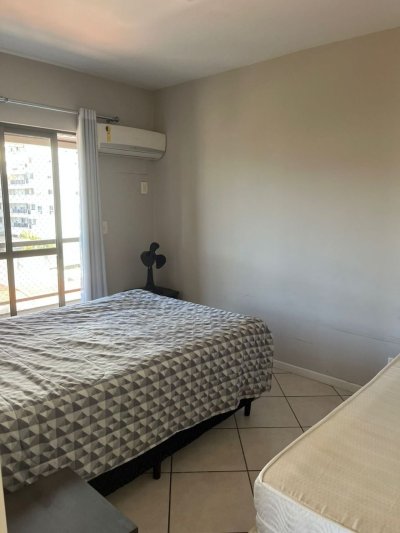 Cobertura com 327m², 5 quartos (sendo 2 suítes), 3 garagens, no bairro Trindade em Florianópolis