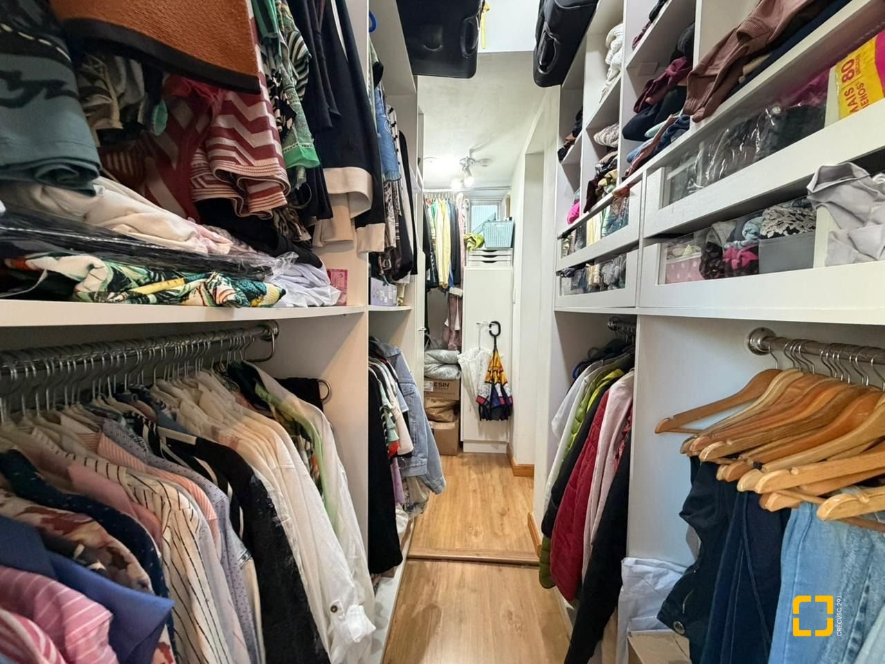 Apartamento com 106m², 4 quartos (sendo 1 suíte), 1 garagem, no bairro Centro em Florianópolis