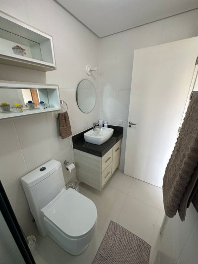 Apartamento com 78m², 2 quartos (sendo 1 suíte), 1 garagem, no bairro Ingleses em Florianópolis