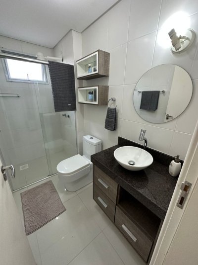 Apartamento com 78m², 2 quartos (sendo 1 suíte), 1 garagem, no bairro Ingleses em Florianópolis