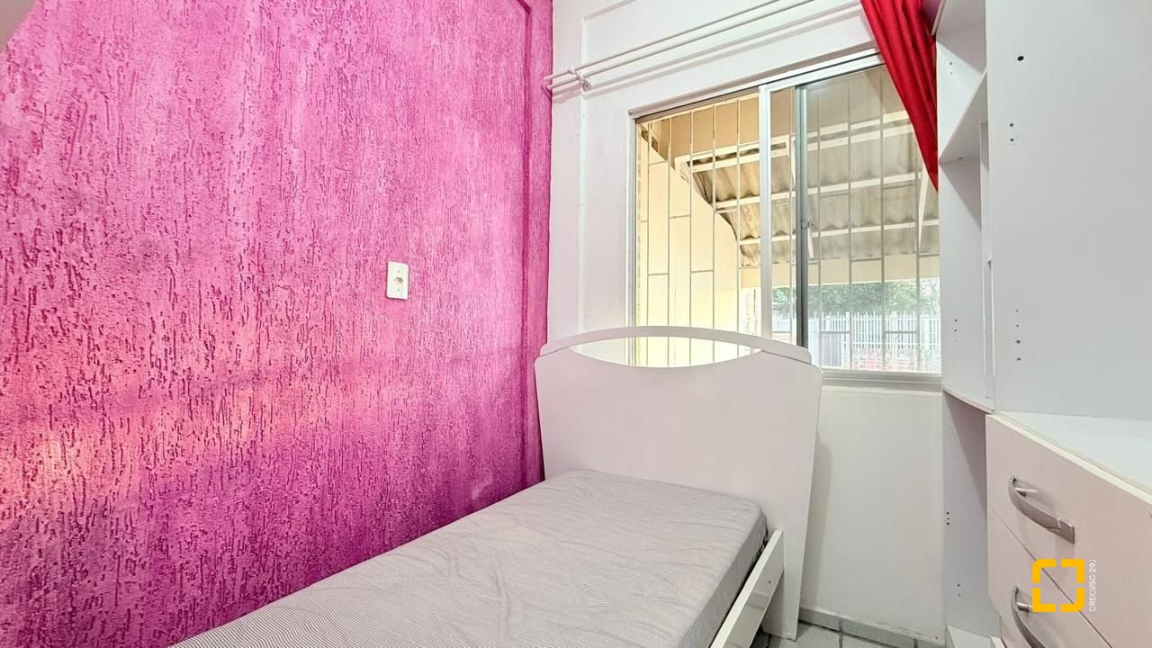 Casa com 76m², 4 quartos, 1 garagem, no bairro Ingleses do Rio Vermelho em Florianópolis