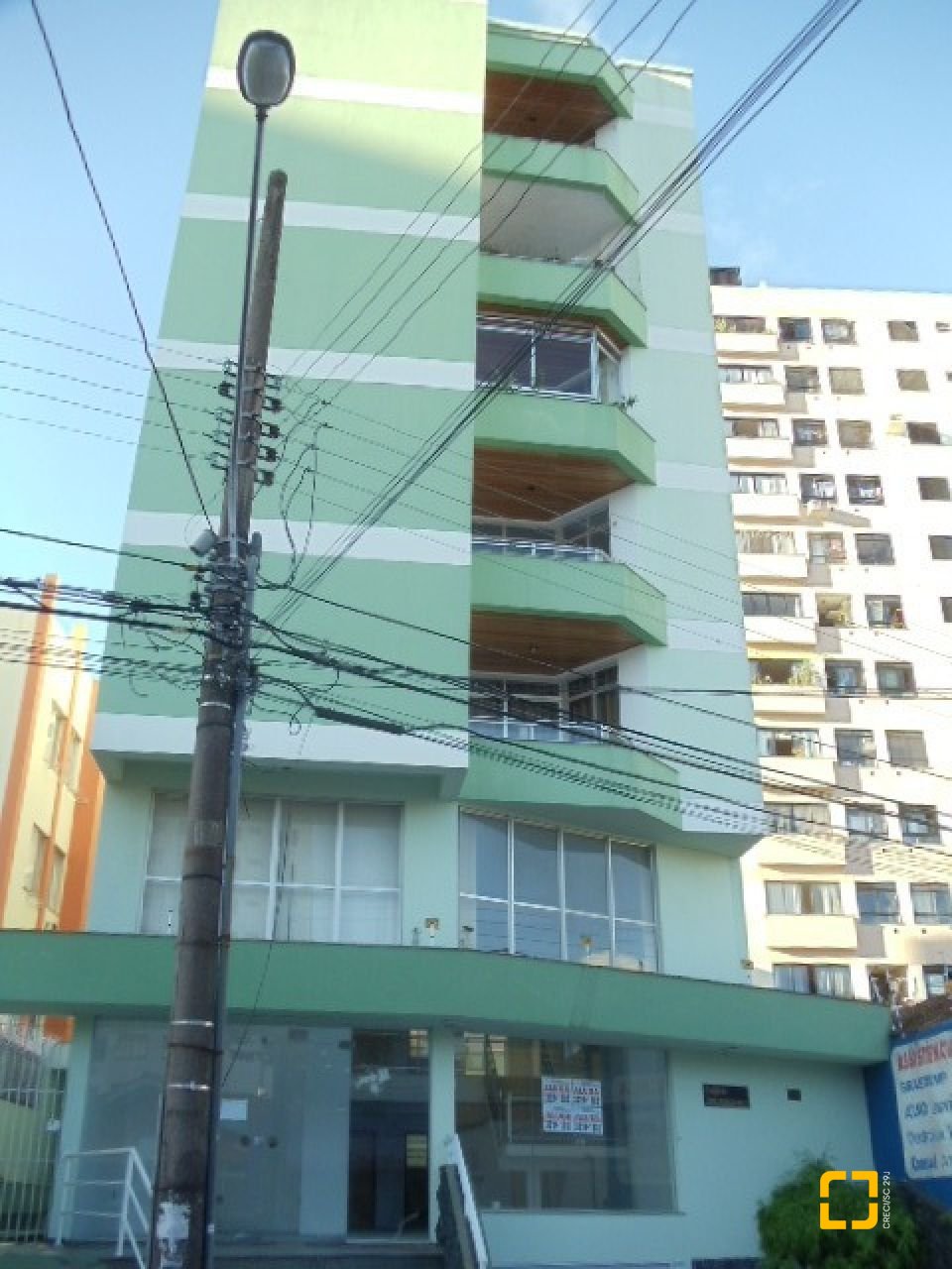 Loja com 214m², 1 garagem, no bairro Centro em Florianópolis