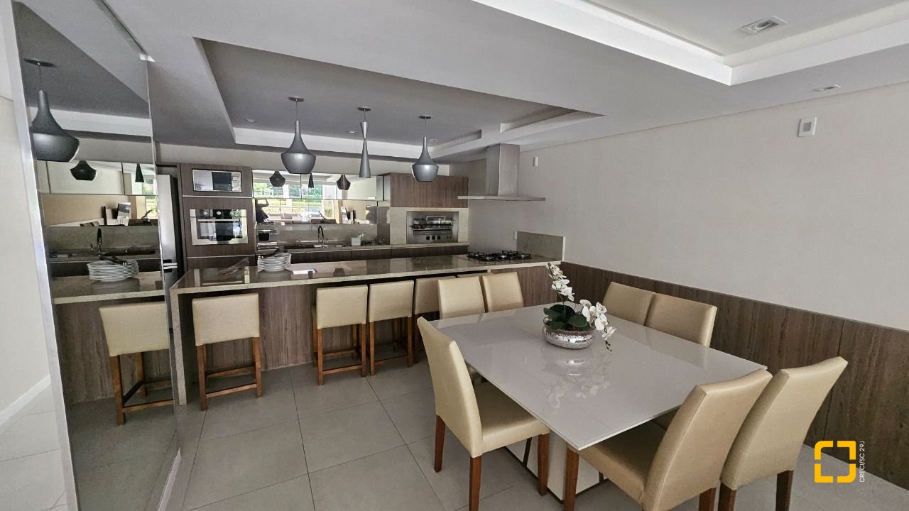 Apartamento com 72m², 3 quartos (sendo 1 suíte), 1 garagem, no bairro Saco Grande em Florianópolis
