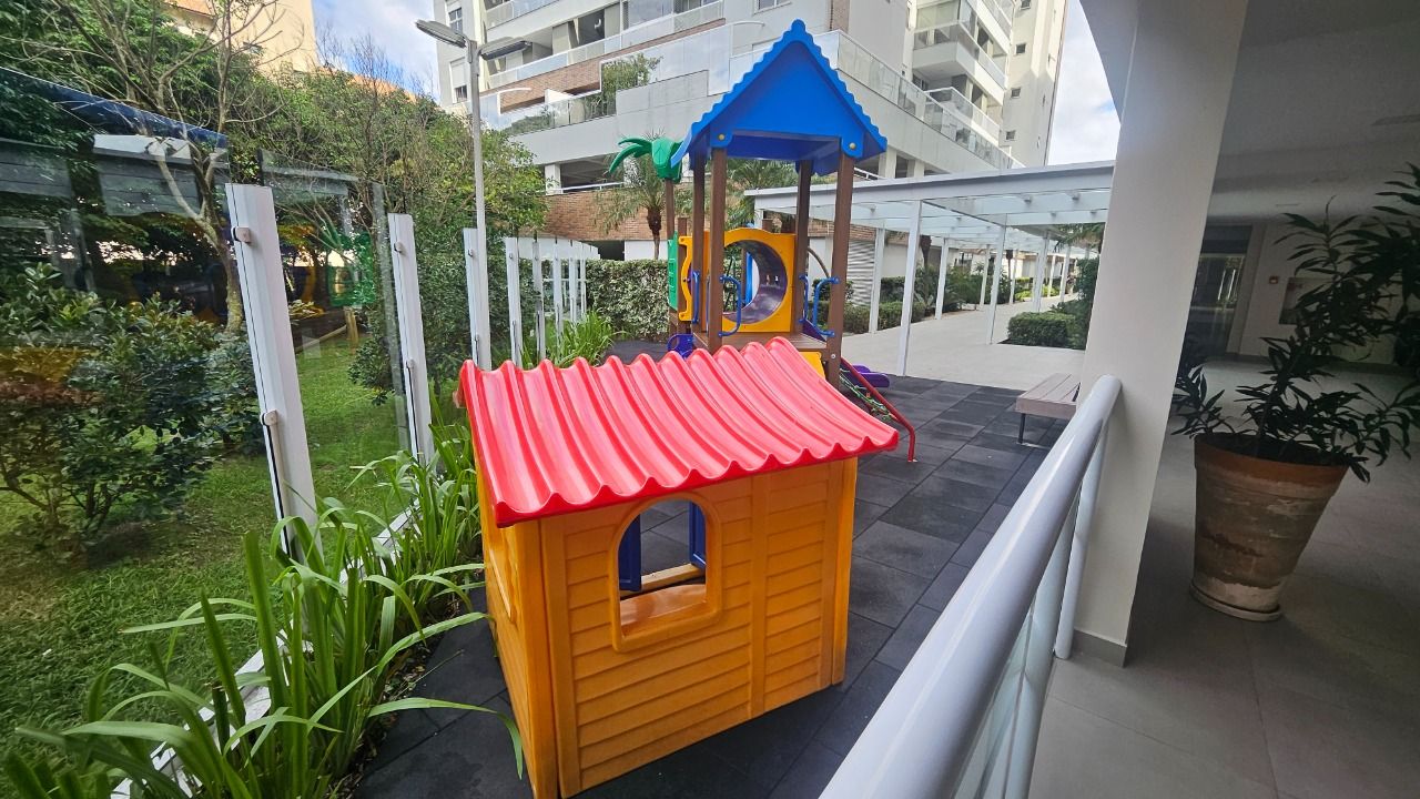 Apartamento com 72m², 3 quartos (sendo 1 suíte), 1 garagem, no bairro Saco Grande em Florianópolis